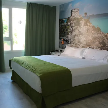 Casual Del Mar Málaga
