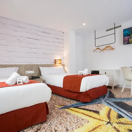 Casual Del Mar Hotel 3*