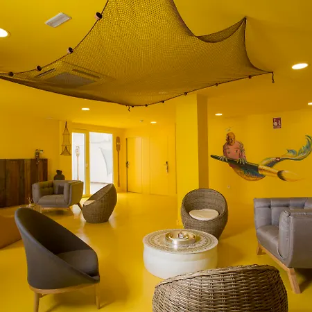 Casual Del Mar Otel